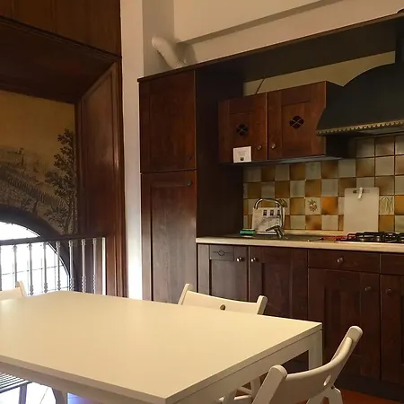 Dell'Oriuolo Apartment