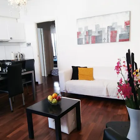 Dell'Oriuolo Apartment *